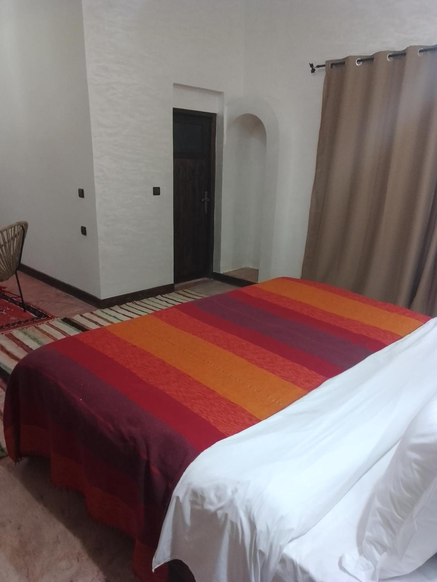 Kasbah Dar Bahnini Hostel Skoura Ngoại thất bức ảnh