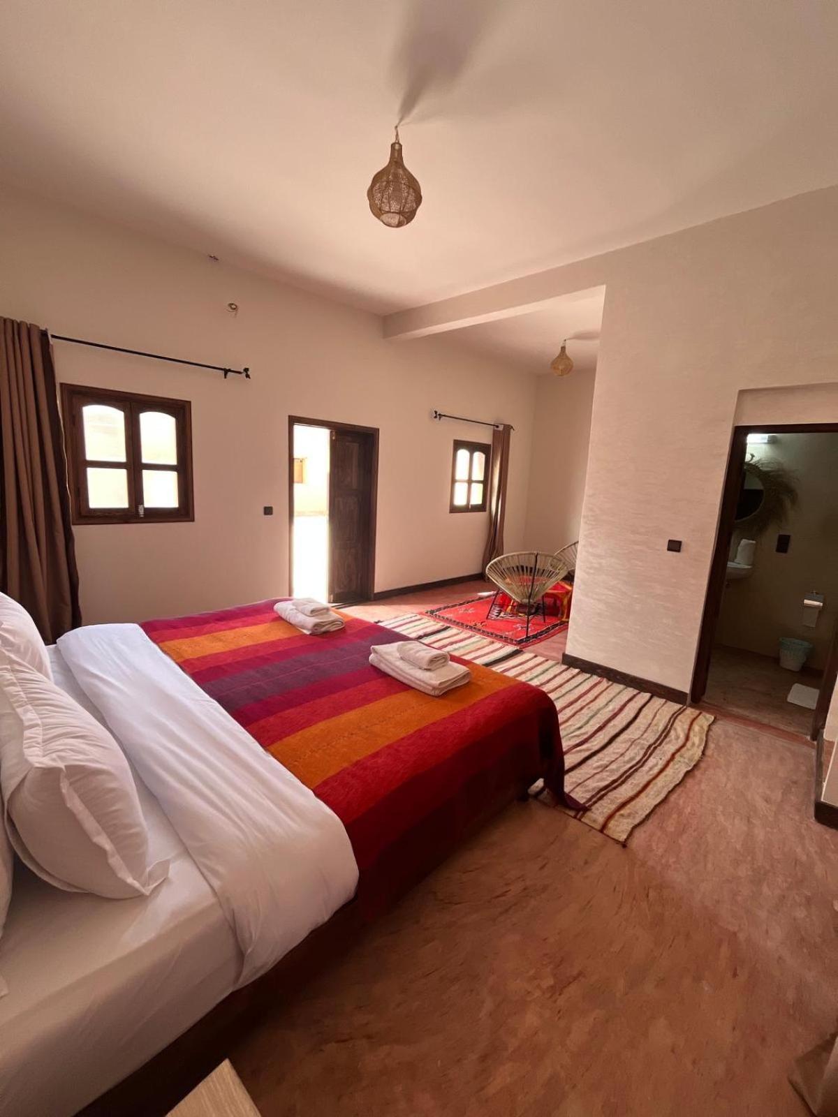 Kasbah Dar Bahnini Hostel Skoura Ngoại thất bức ảnh
