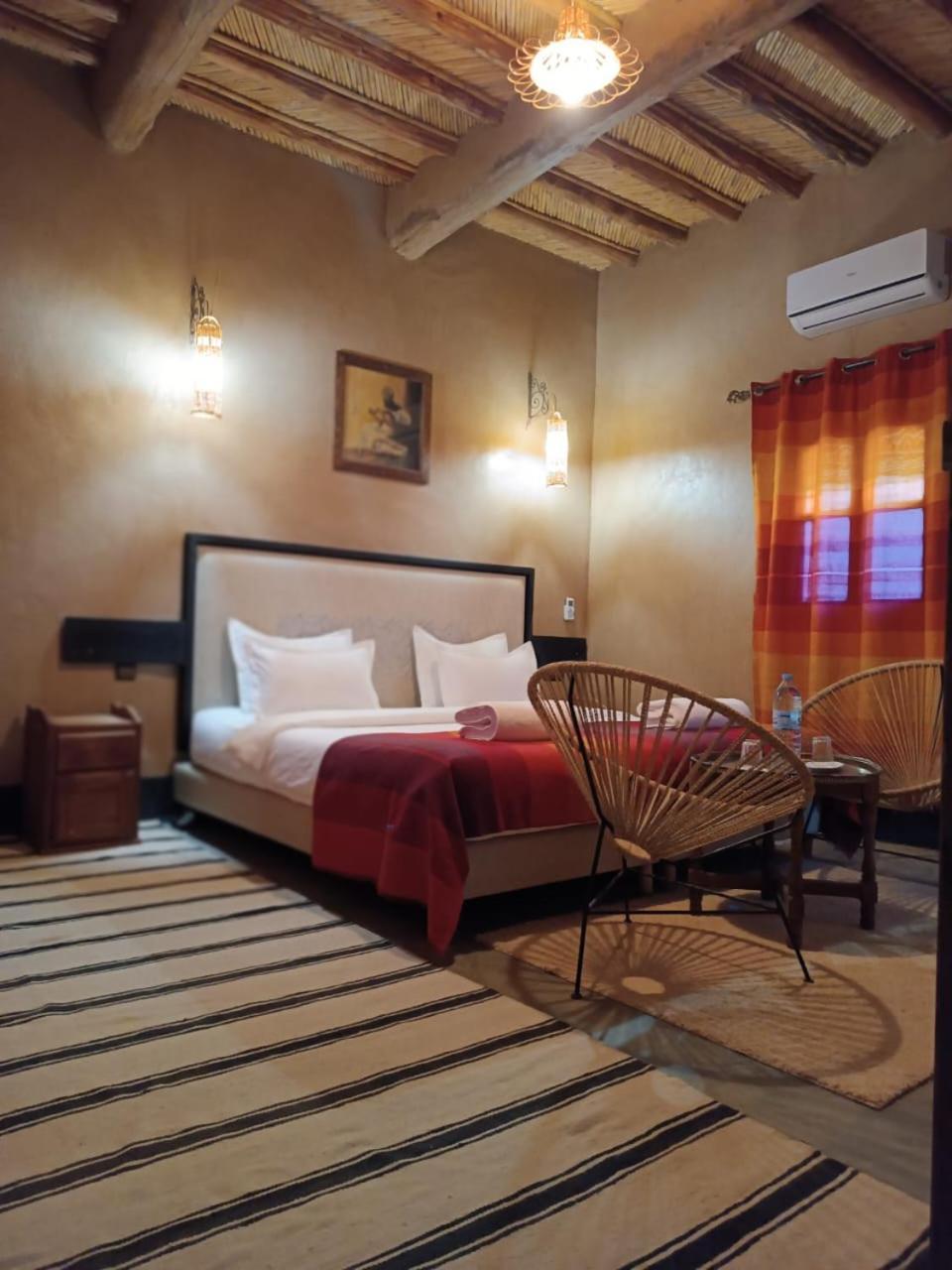 Kasbah Dar Bahnini Hostel Skoura Ngoại thất bức ảnh